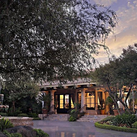 Harris Ranch Inn And Restaurant Huron Екстер'єр фото